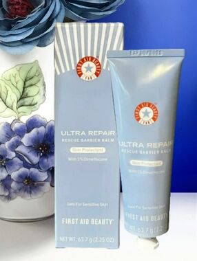 First Aid Beauty Ultra Repair Rescue Barrier Balm + Mask EXP Aug 26 63.7 ml BNIB